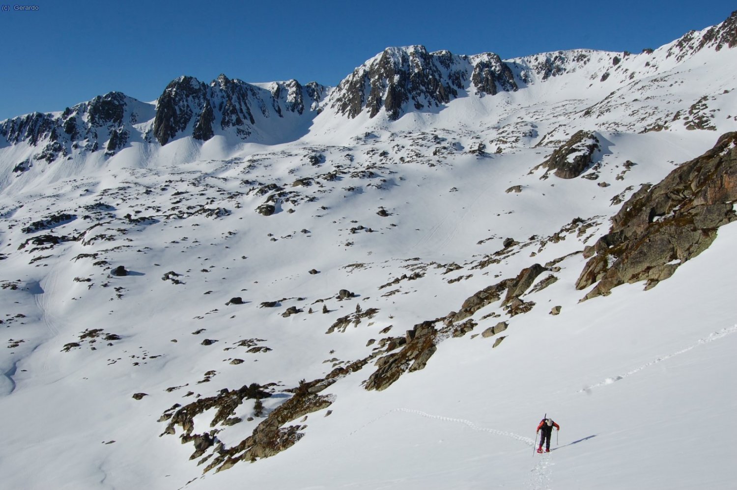 I anem treballant a poc a poc, sota el control dels Pessons.