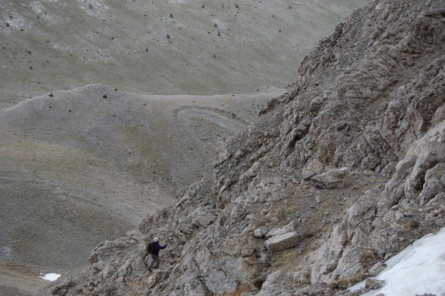 En Pep a punt de sortir al llom somital...