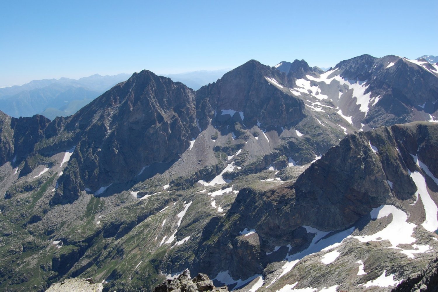 Y empieza una secuencia panor&aacute;mica completa... Este: Quayrat, Lezat, Maupas, Crabioules...