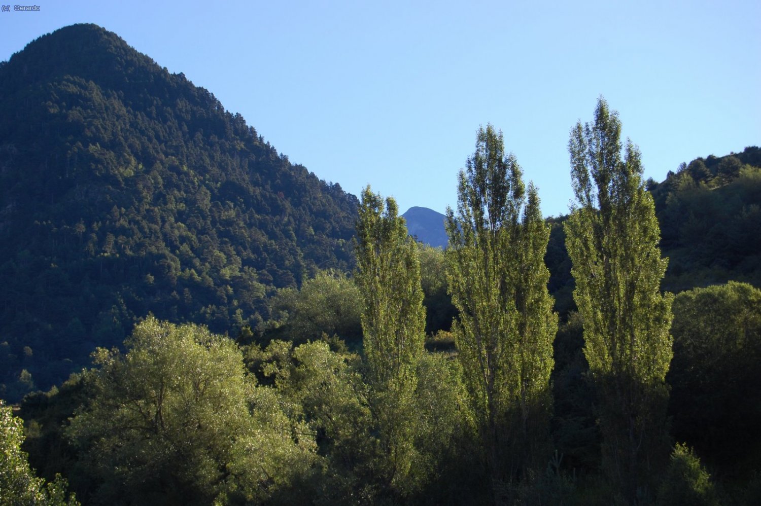 Y el lunes 16, con una m&eacute;teo horrenda anunciada, al menos el viernes, pues resulta que amanece as&iacute; en el Piri...