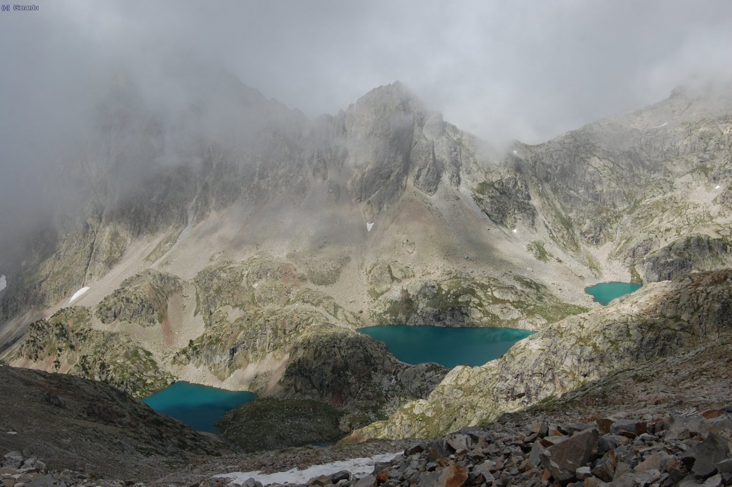 Otra imagen, desde m&aacute;s abajo, de la cuenca de Arriel.