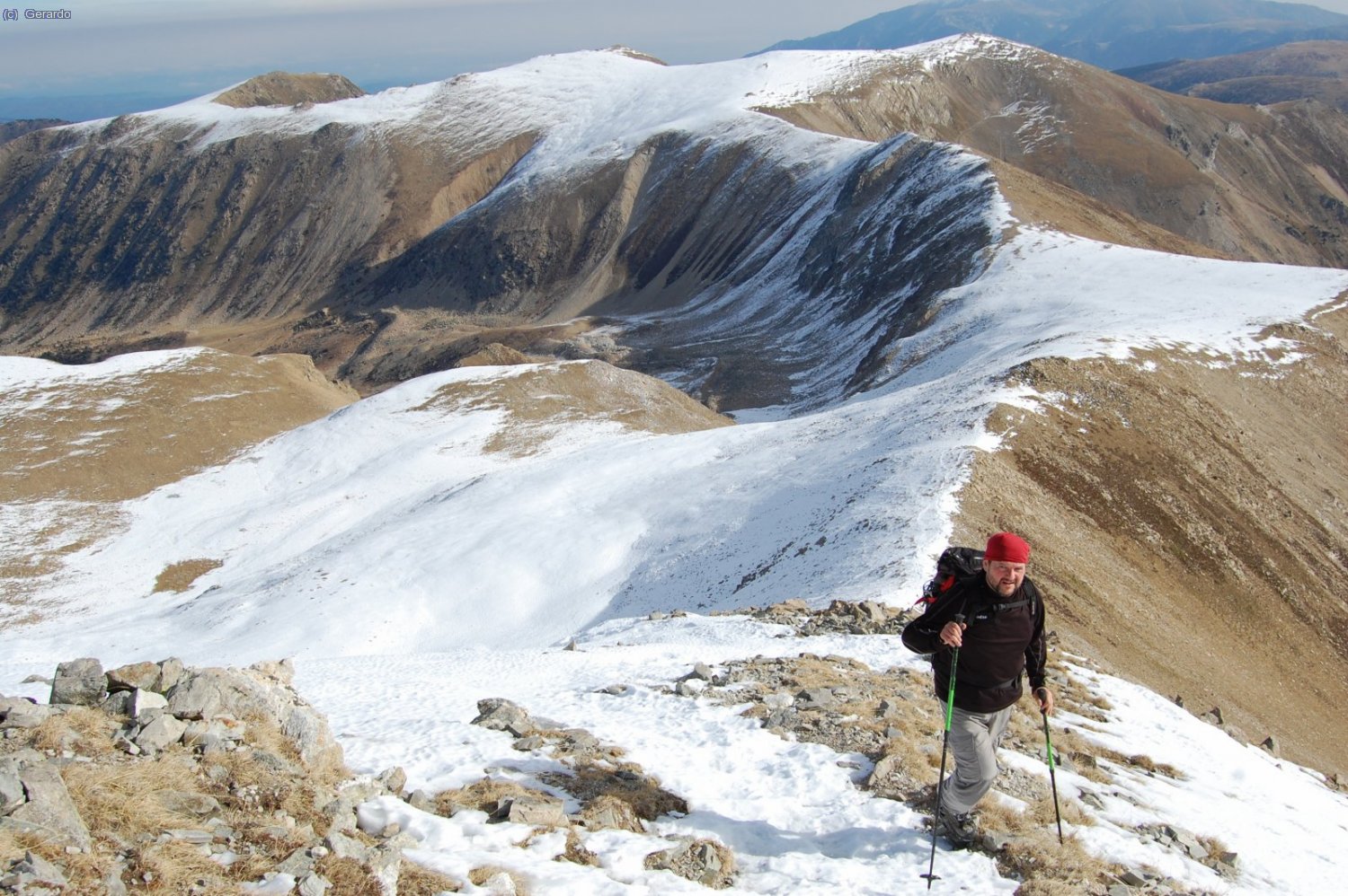 Cap amunt, mirant a la nostra esquena, a l