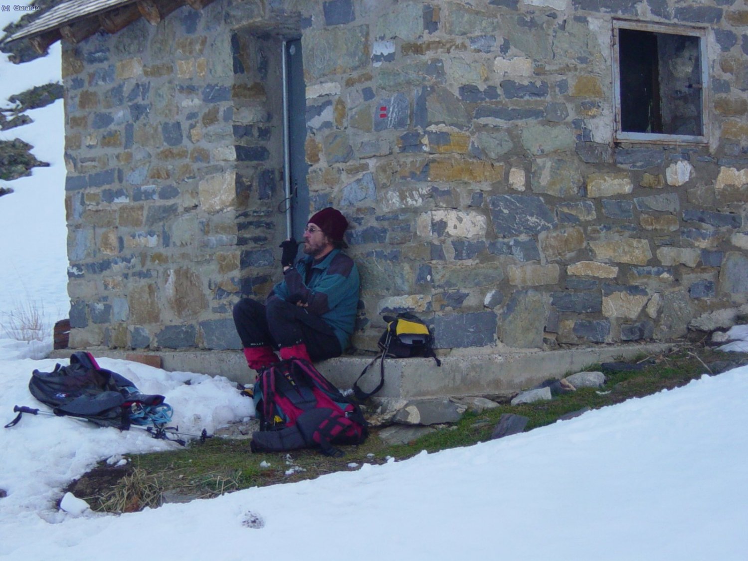 Jajaja, otra vez el humeante hombre de las nieves, acerc&aacute;ndose peligrosamente a lugares habitados...