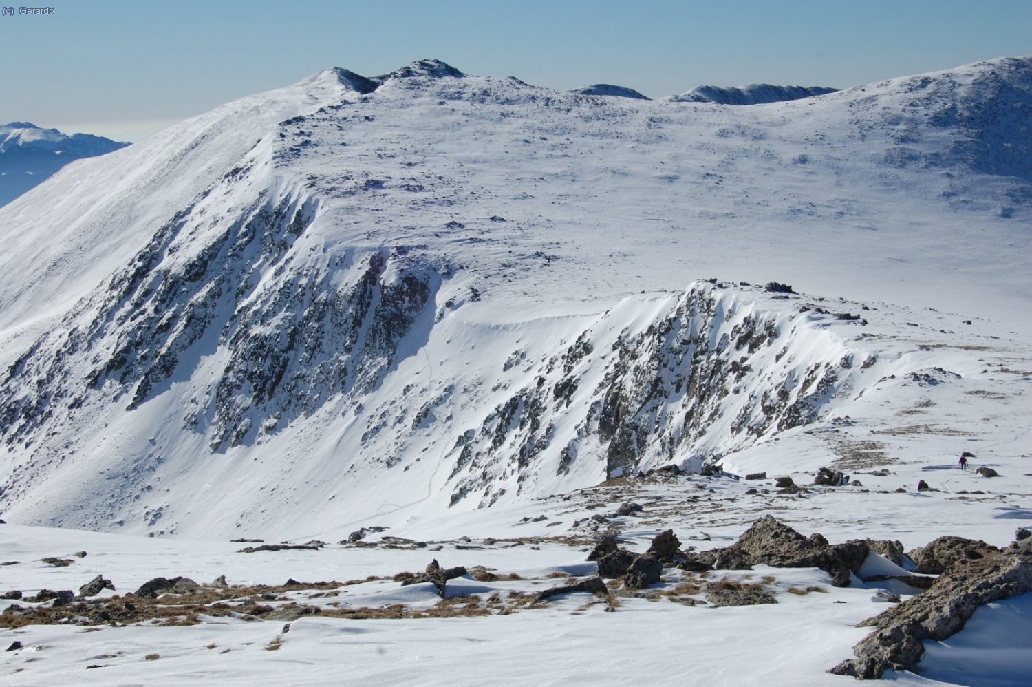 I la banda de la Portella que cau sobre el circ d