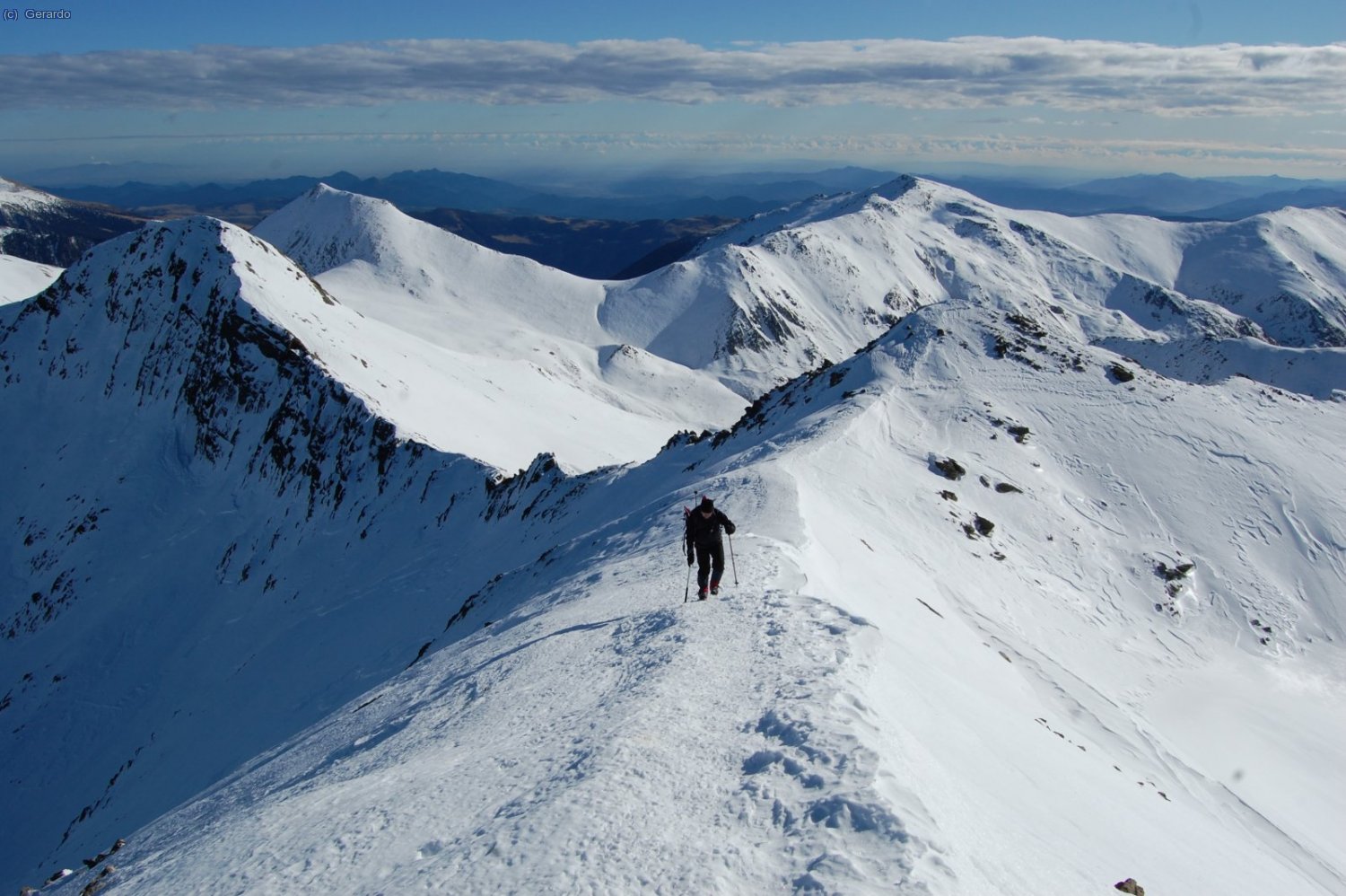 Y aqu&iacute; tomado ya desde la cima... Una vista espectacular, de izquierda a derecha con Freser, Coll de La Marrana, Gra de Fajol, Coll de la Coma de l