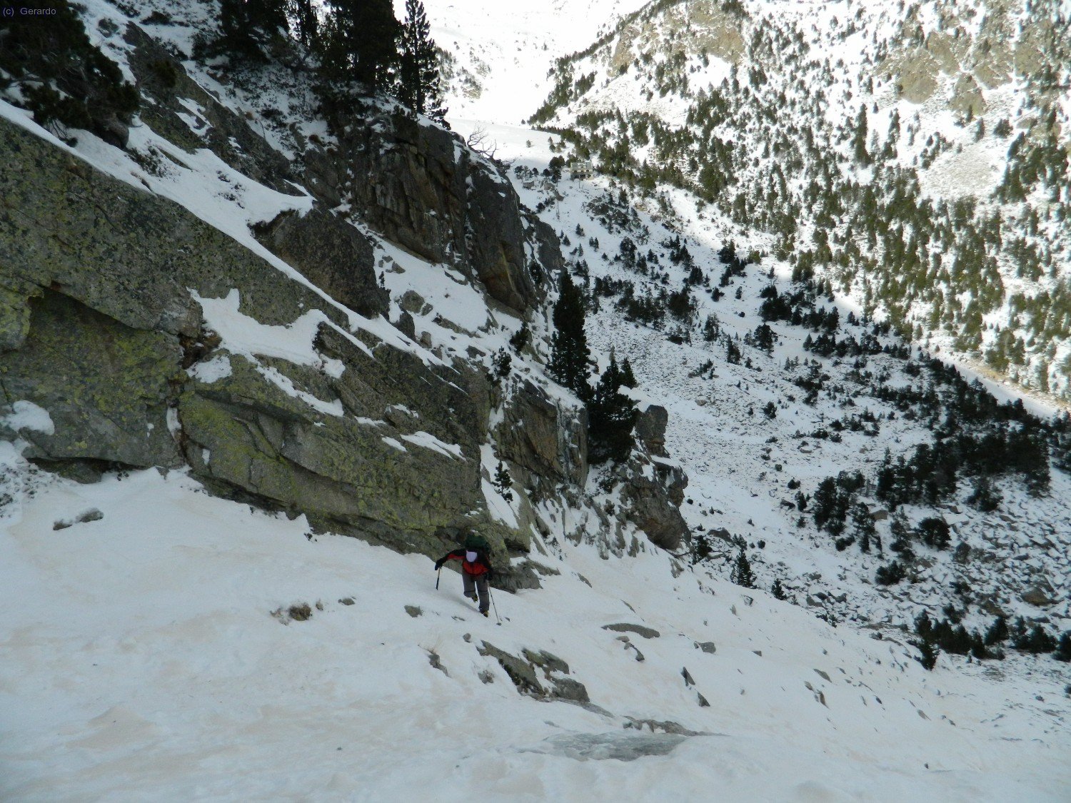 Mati metida en faena.