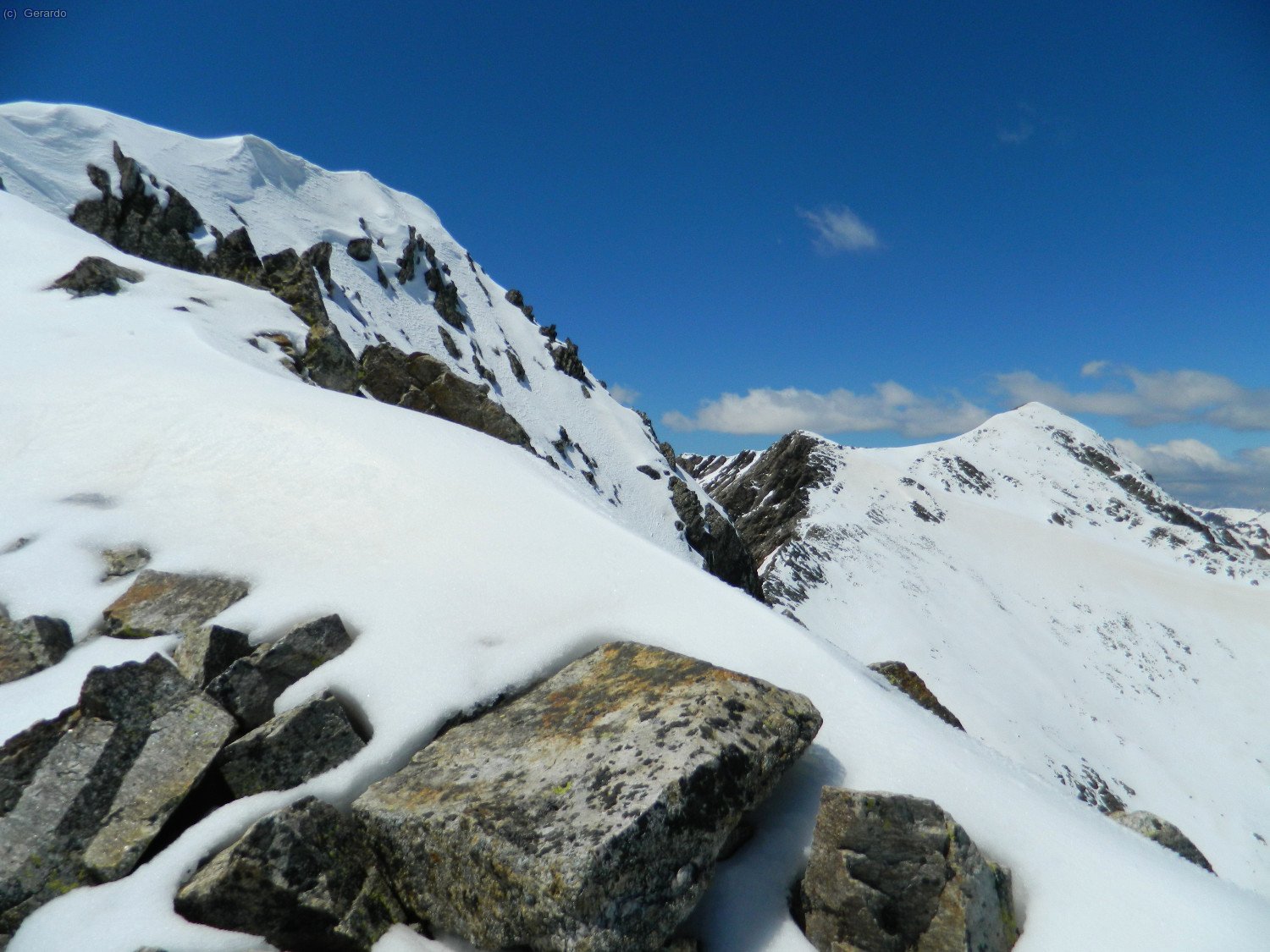 A tocar del cim, amb l