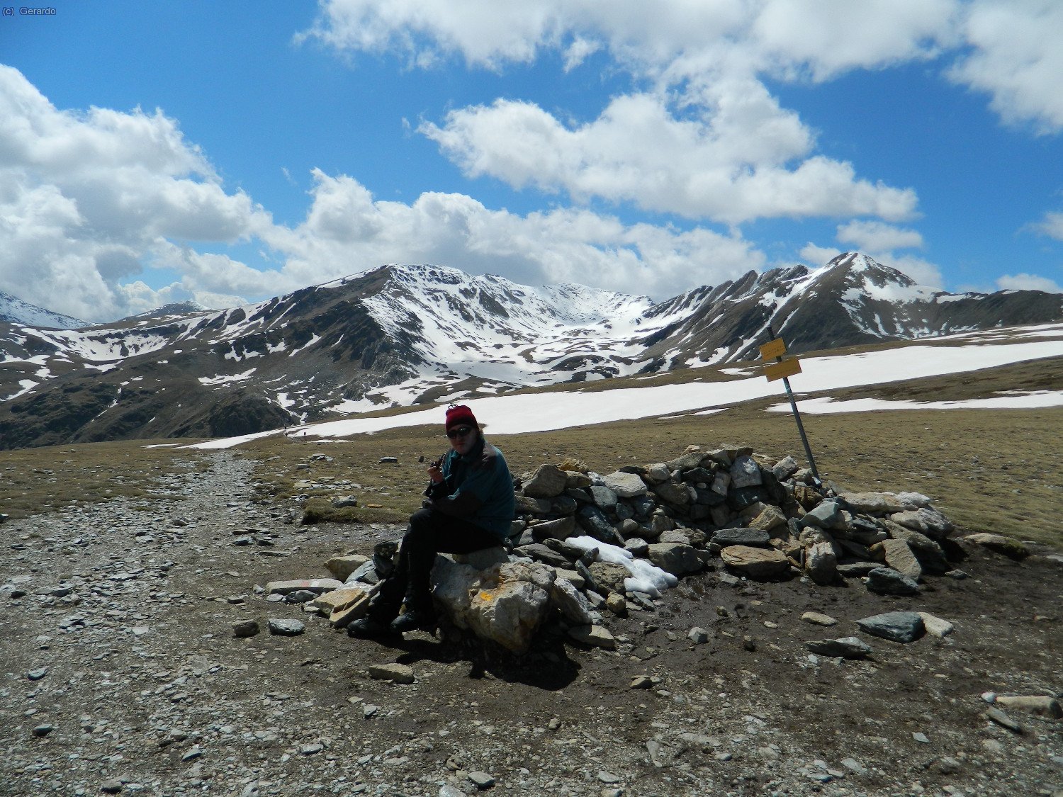 Al Coll de la Marrana. Tirapits al fons, i Freser a la dreta.