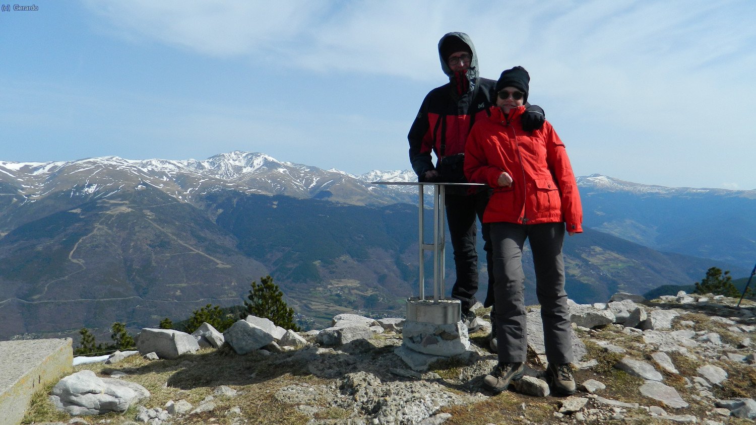 Abril. Costa Pubilla, en la Serra de Montgrony, con Ana.