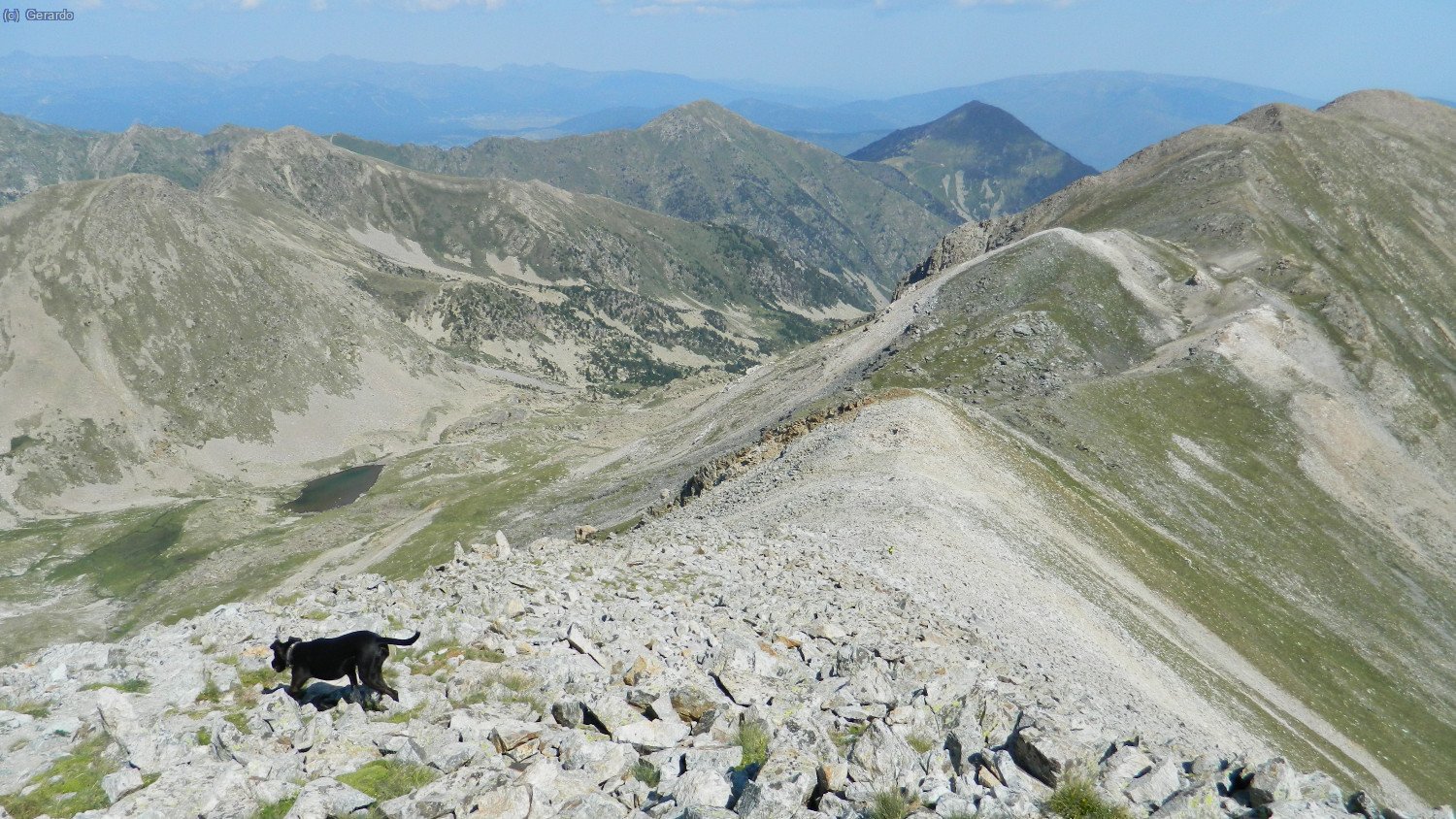 Agosto. Bastiments y Bacivers, con Otto.
