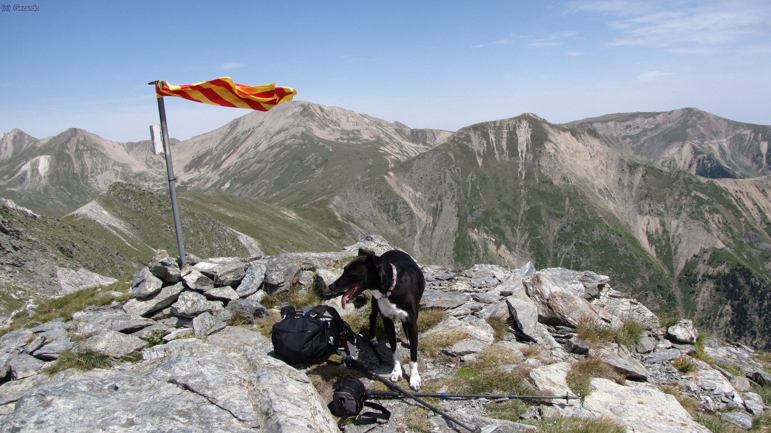 Y ya en la cima del Pastuira, mirando hacia el norte.