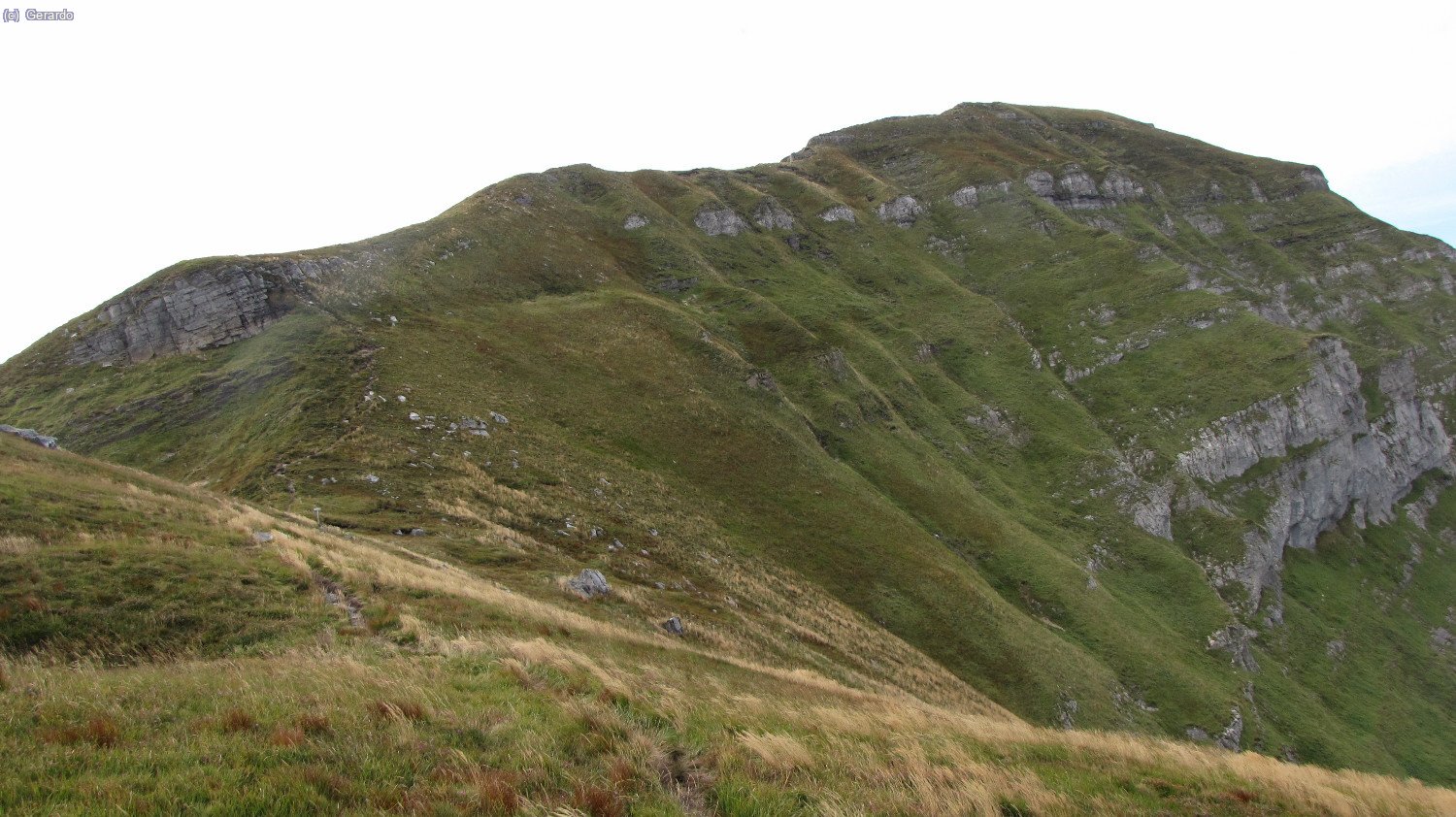 En el &uacute;ltimo collado antes de la loma somital del Valnera...