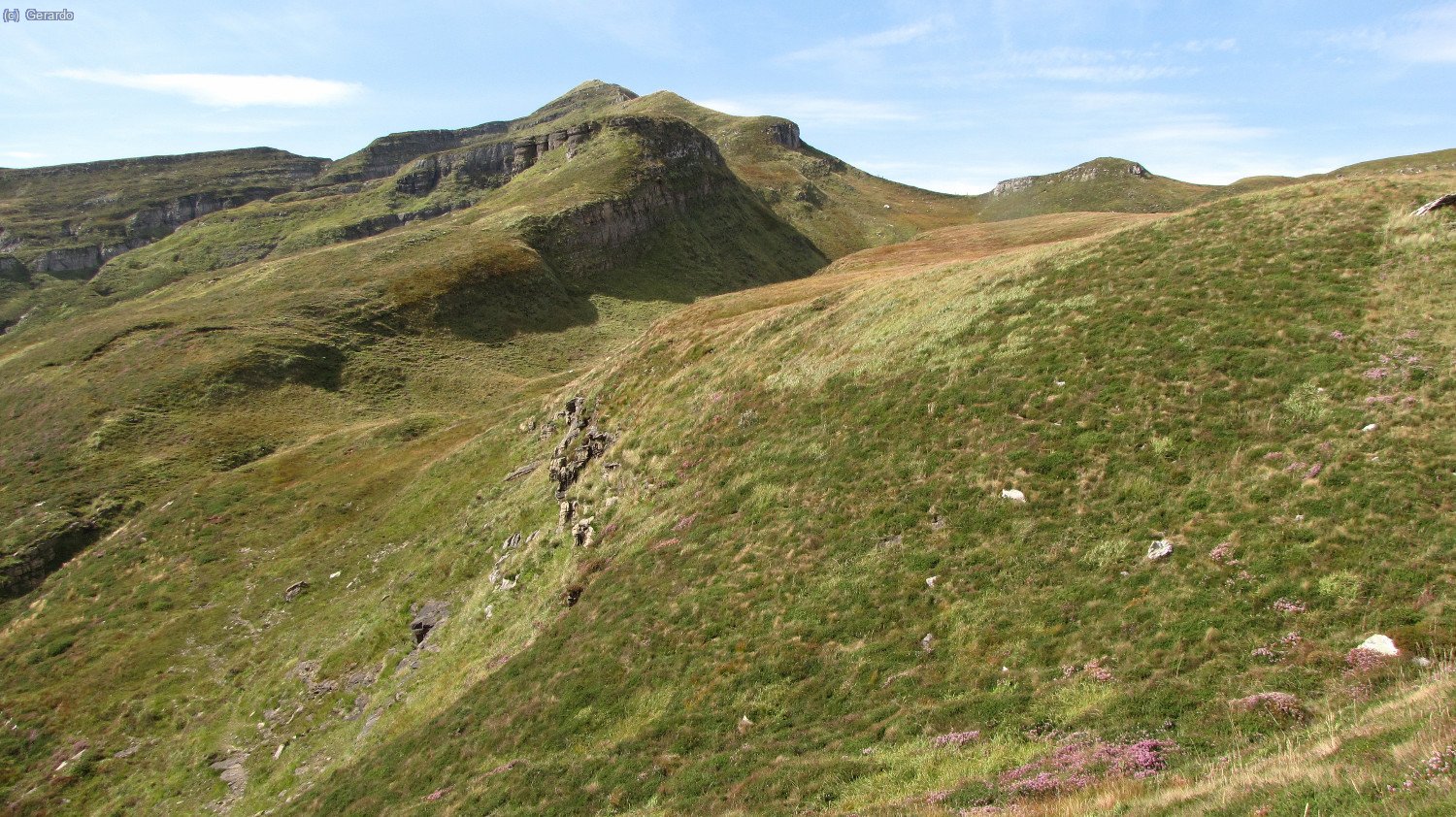 Dejamos las cadenas para empezar a bajar por las vertientes meridionales...