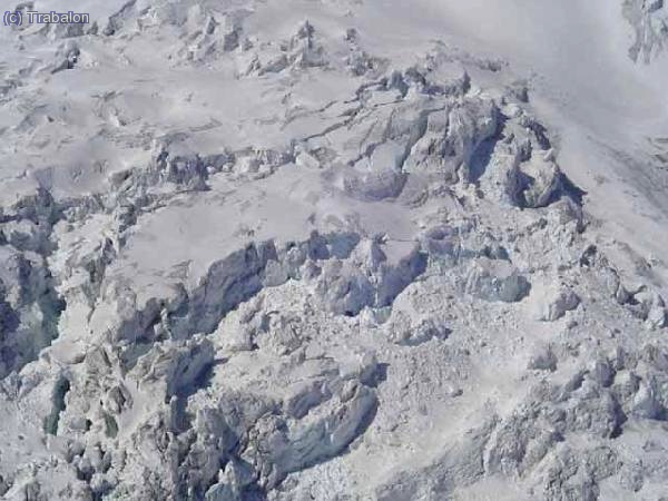 Glaciar, seracs, y de tanto en cuento un estruendo que nos hac&iacute;a girar la cabeza en la v&iacute;a