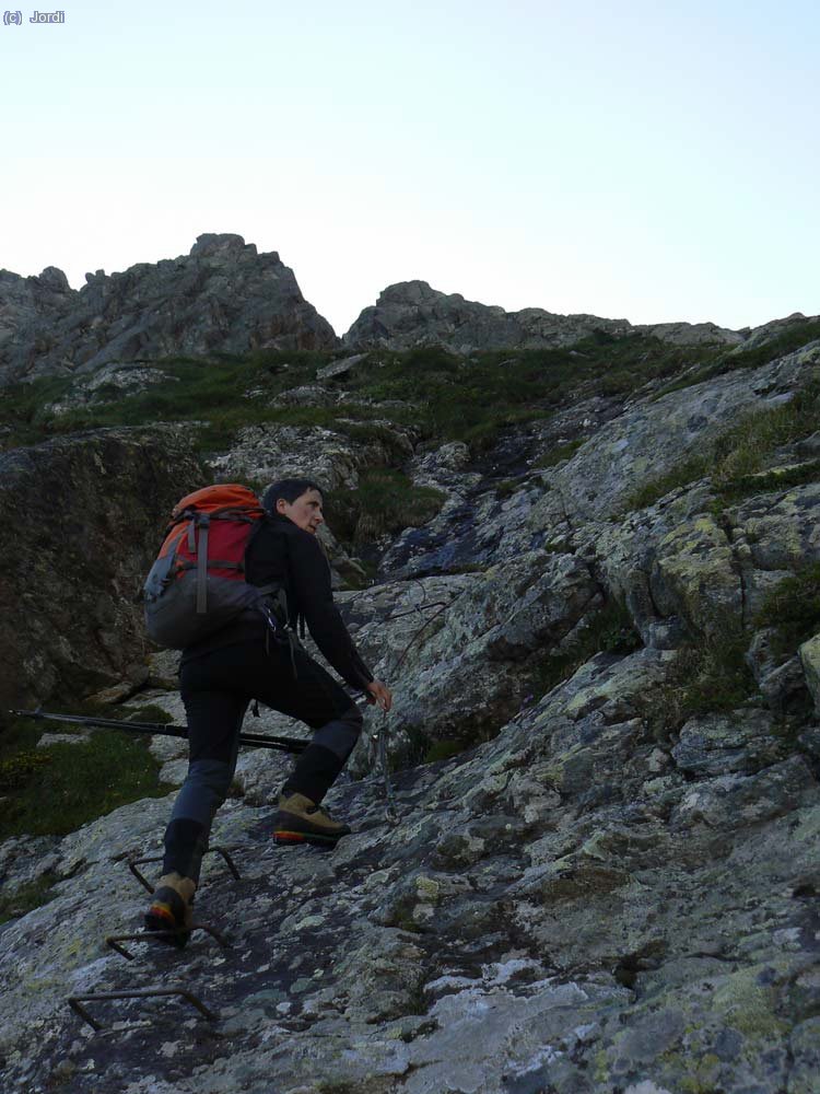 El sendero tiene un corto y f&aacute;cil tramo equipado