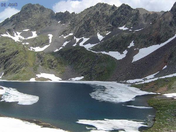 Dando la vuelta a l&acute;estany