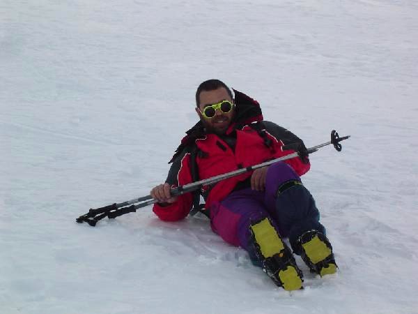 Mirlo y su bajada estilo "kayak"