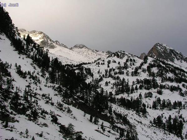 Primeras luces en el macizo