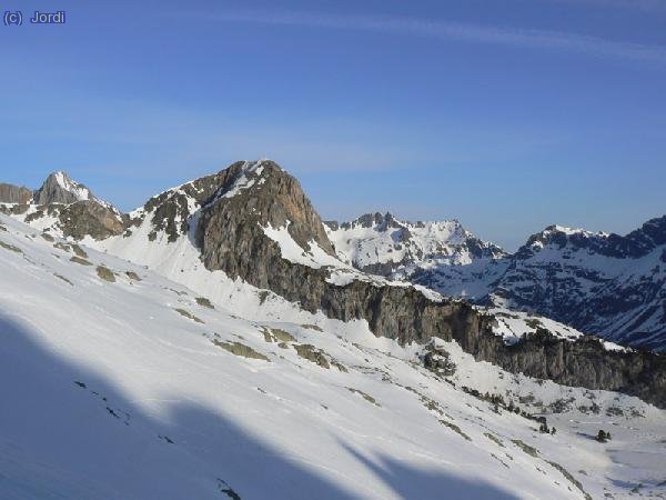 Y ahora, vista al pico de Paderna