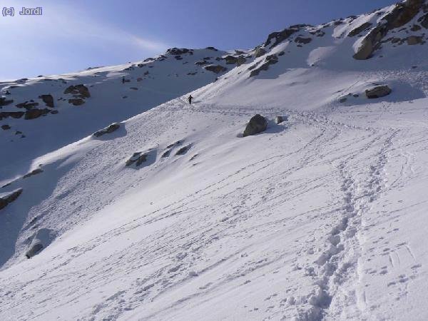 Hacia la izq. el desvio al portill&oacute;n superior