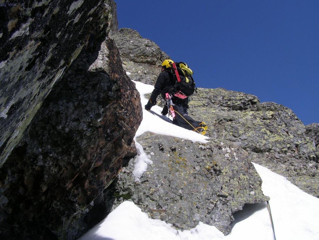 Superada la mitad de vía.