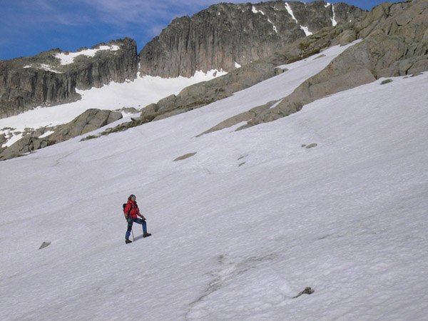 Ya con crampones, objetivo a la vista