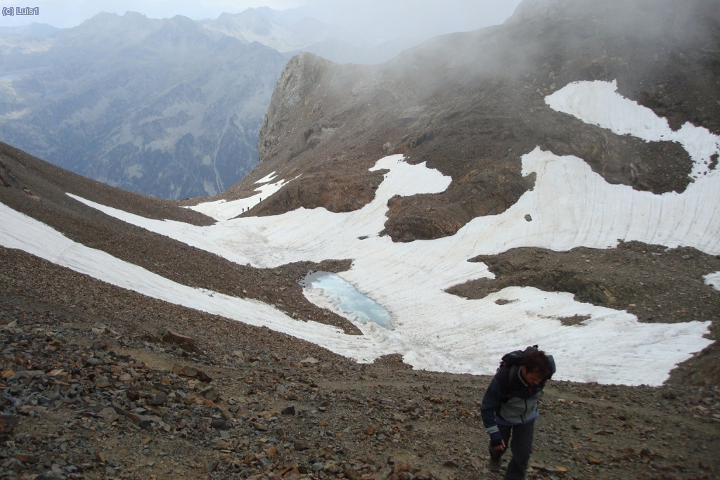 Collado entre el Garmo Negro y el Algas/Argualas.
