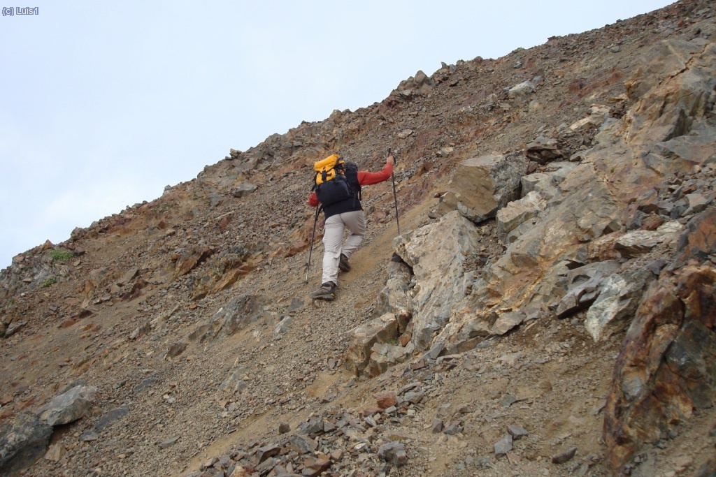 Dura subida al Garmo Negro.