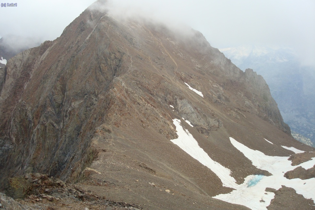 Vista hacia atras Garmo Negro, subiendo al Algas Norte.