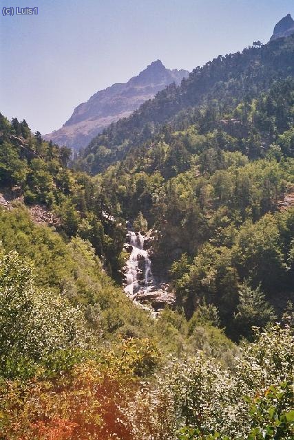 Subiendo por Aguas Limpias