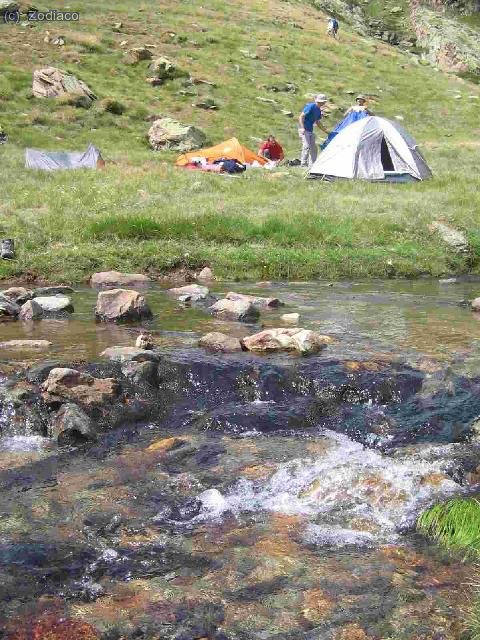 campamento base en un buen lugar