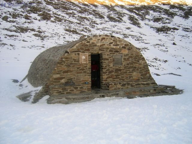 Refugio de La Caldera (3080 mts)