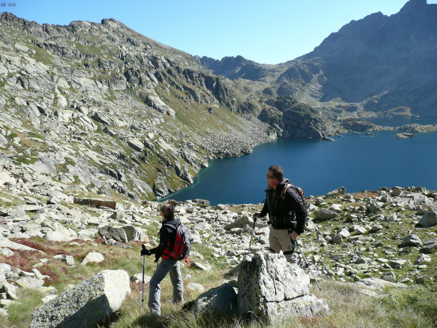 Un cop al Estany primer tirem cap a  munt, al fons a l’esquerra el Pic de la Pala de Sobre l’Estany.