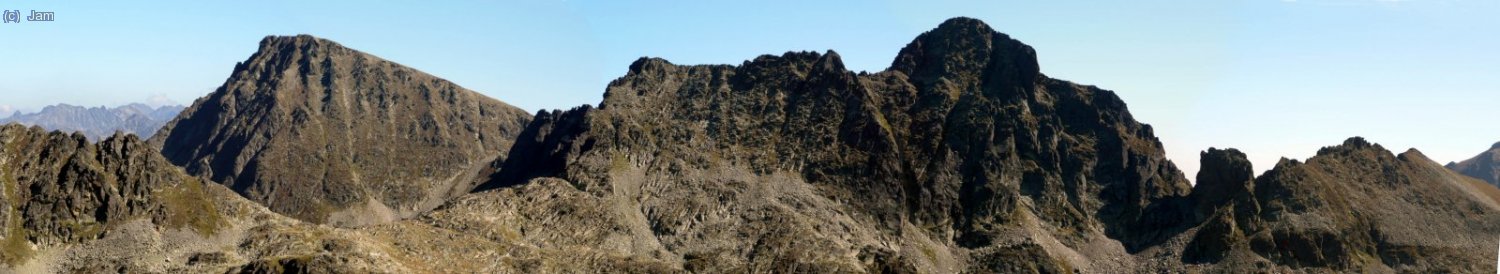  Aquesta panor&agrave;mica es la continuaci&oacute; de l’anterior , hi podem veure des de el coll de l’Alba, el Pic de Noe, el Pic d’Escobes, i el Cilindre d’Escobes.

