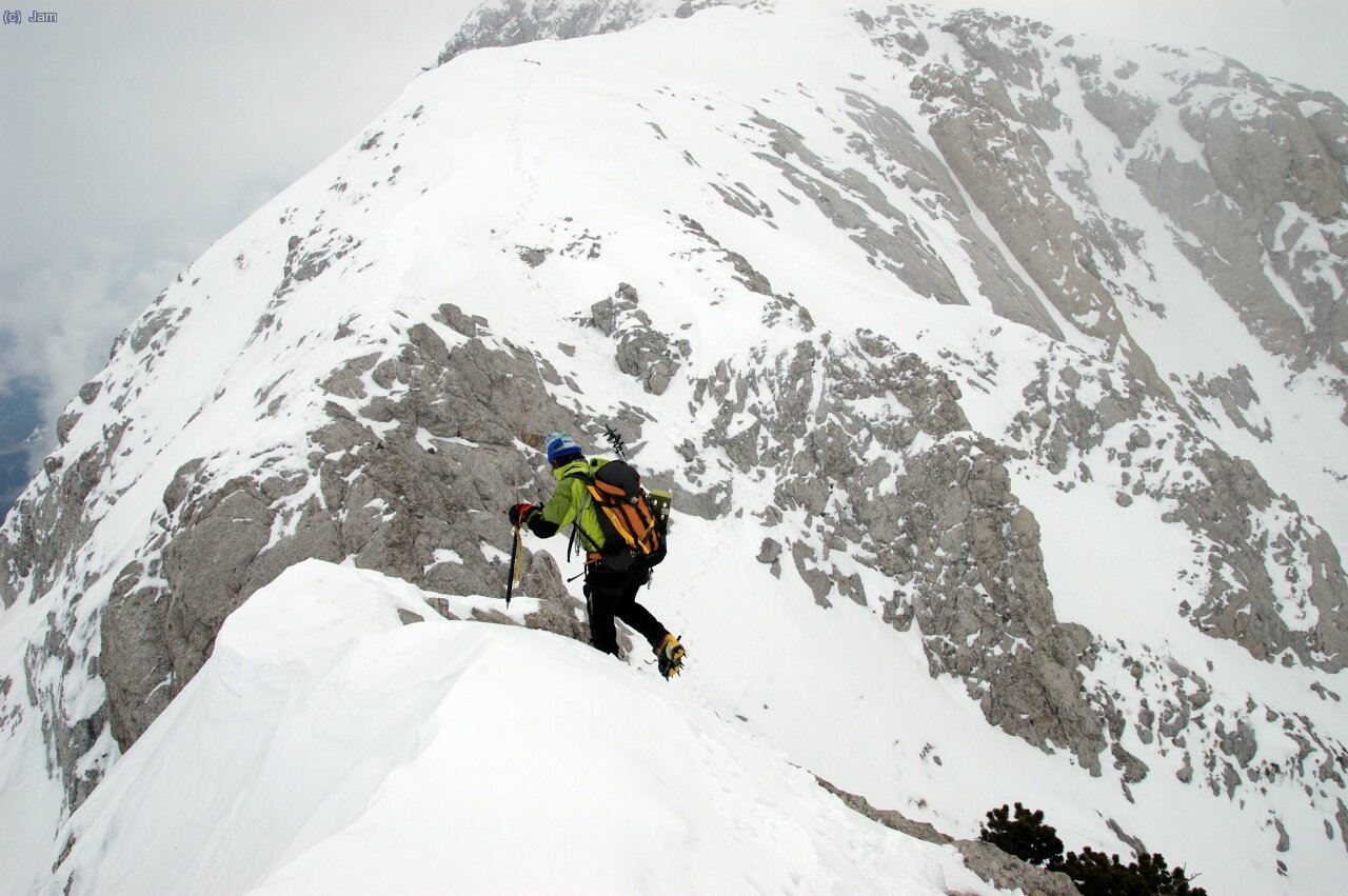 Baixem al collet anterior al Pollego Superior que ja tenim a tocar.