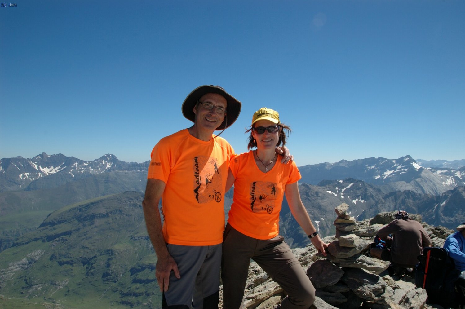 I ja som al cim del Astazou Oriental 3071 m.