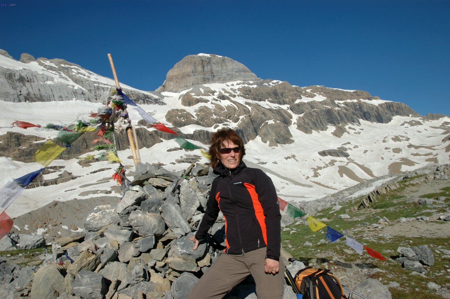 Ja som al balc&oacute;, al fons el Cilindro.