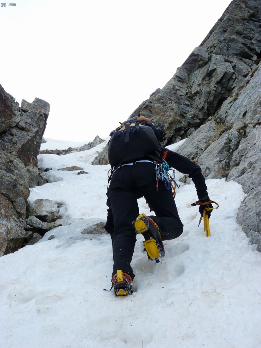 Ultim tram per la Montse, es una mica mes dret i ja comen&ccedil;a a ensenyar les pedres.