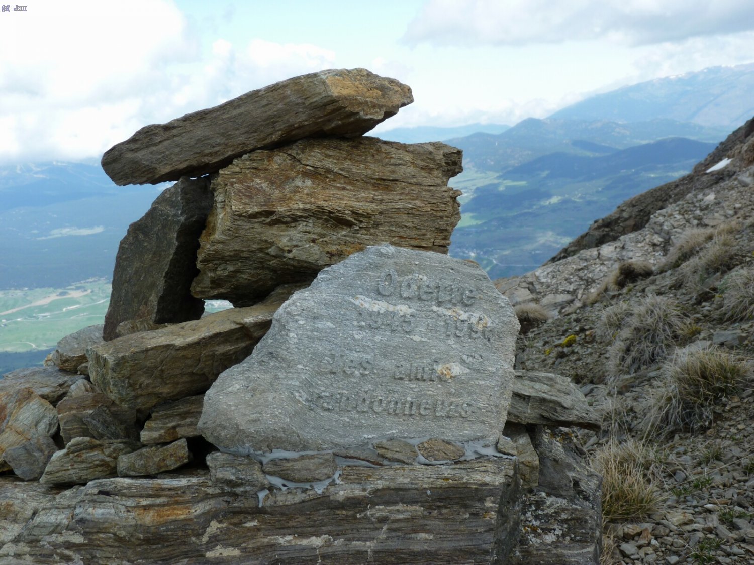 Un recordatori d’algun company en el cim.
