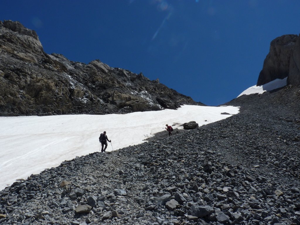 Lo que queda de neu a la escupidera.