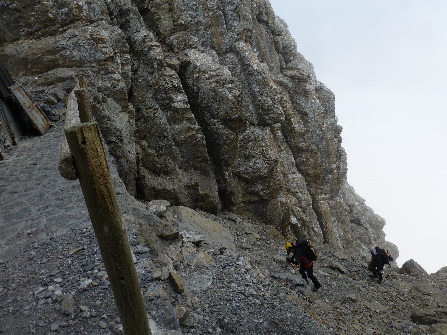 Arrivem al rfe. de Tucarroya.