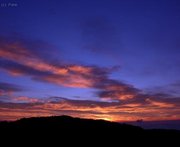 El Sol tanca el teló d´un dia ben bonic....el cotxe i la banyera ens esperen!