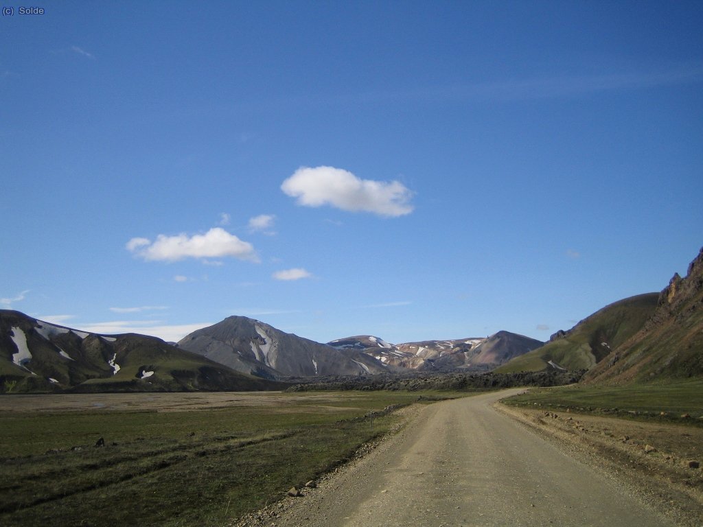 Cam&iacute; que ens portar&agrave; cap a Landmannalaugar.