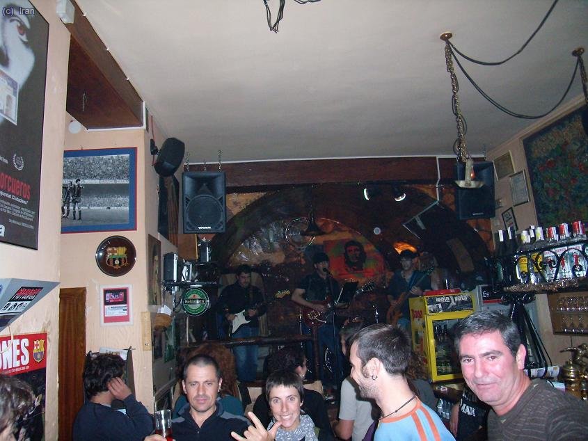 Makoki y su "blues band" en plena acción