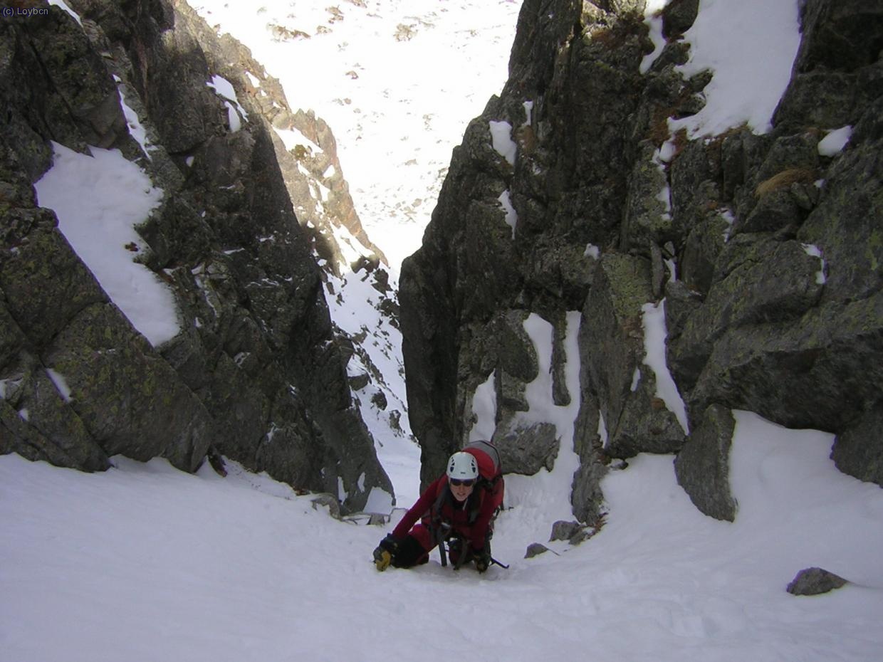 Una vez superado, la nieve sigue bien, ya queda poco