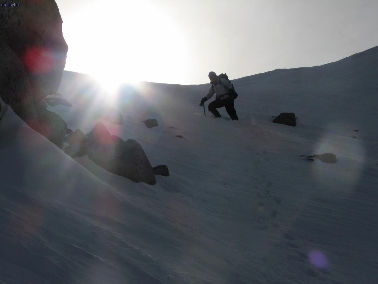 Descendiendo por una de las canales fáciles
