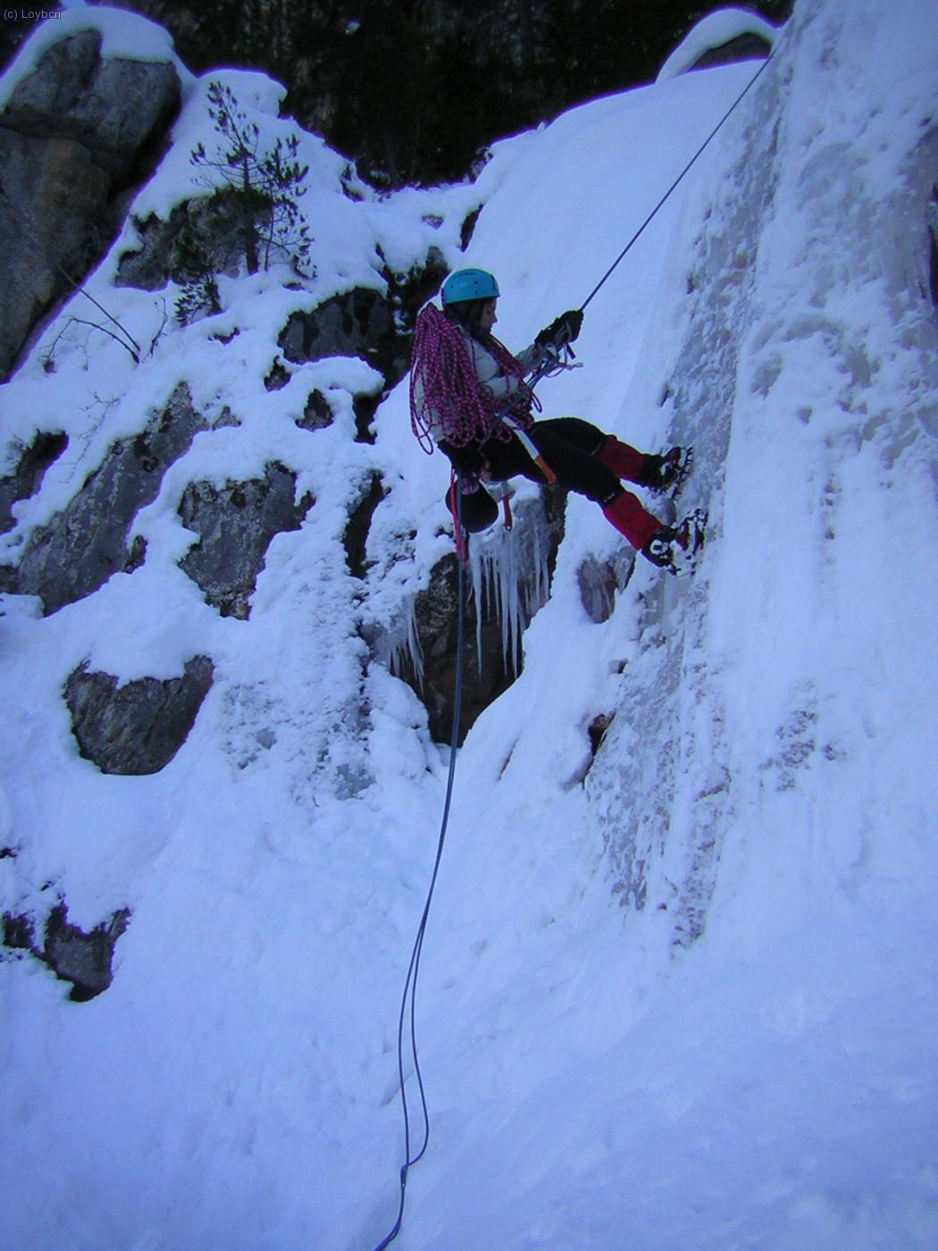 Ladytte rapelando el segundo resalte