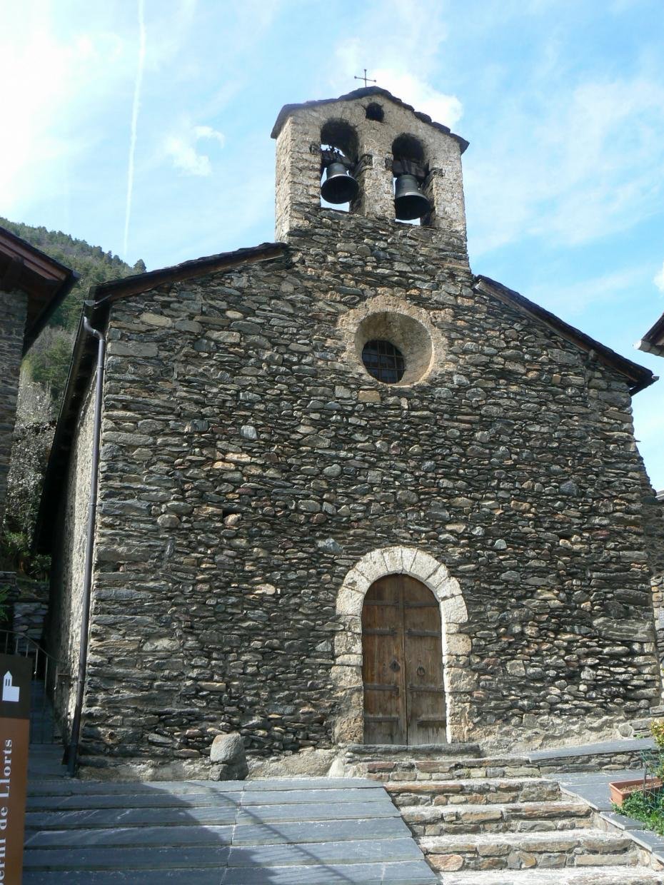 Iglesia de Llorts