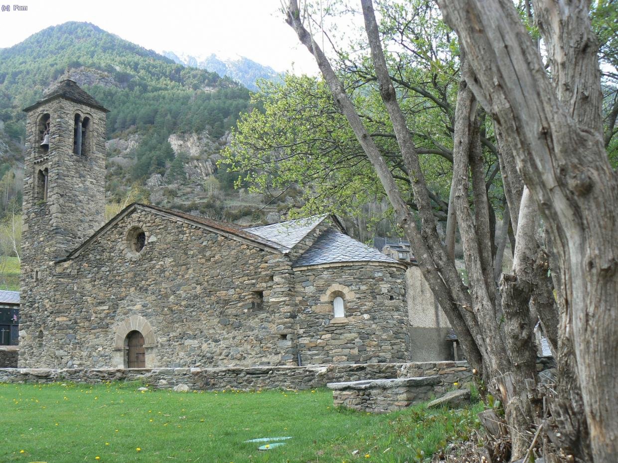Iglesia de La Cortinada