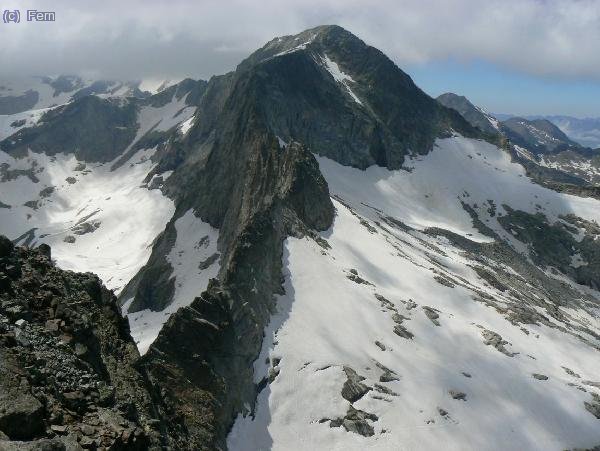 Pico Maupas desde la cima del Boum